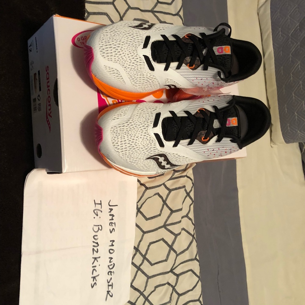 SOLD! SOLD! Saucony Kinvara 9 Dunkin Donuts Boston Marathon